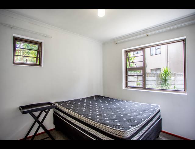 2 BEDROOM APARTMENT RENTED IN GROENVALLEI